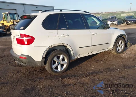 2010 BMW X5 xDrive35D z USA, uszkodzony, nr VIN 5UXFF0C58ALT85578
